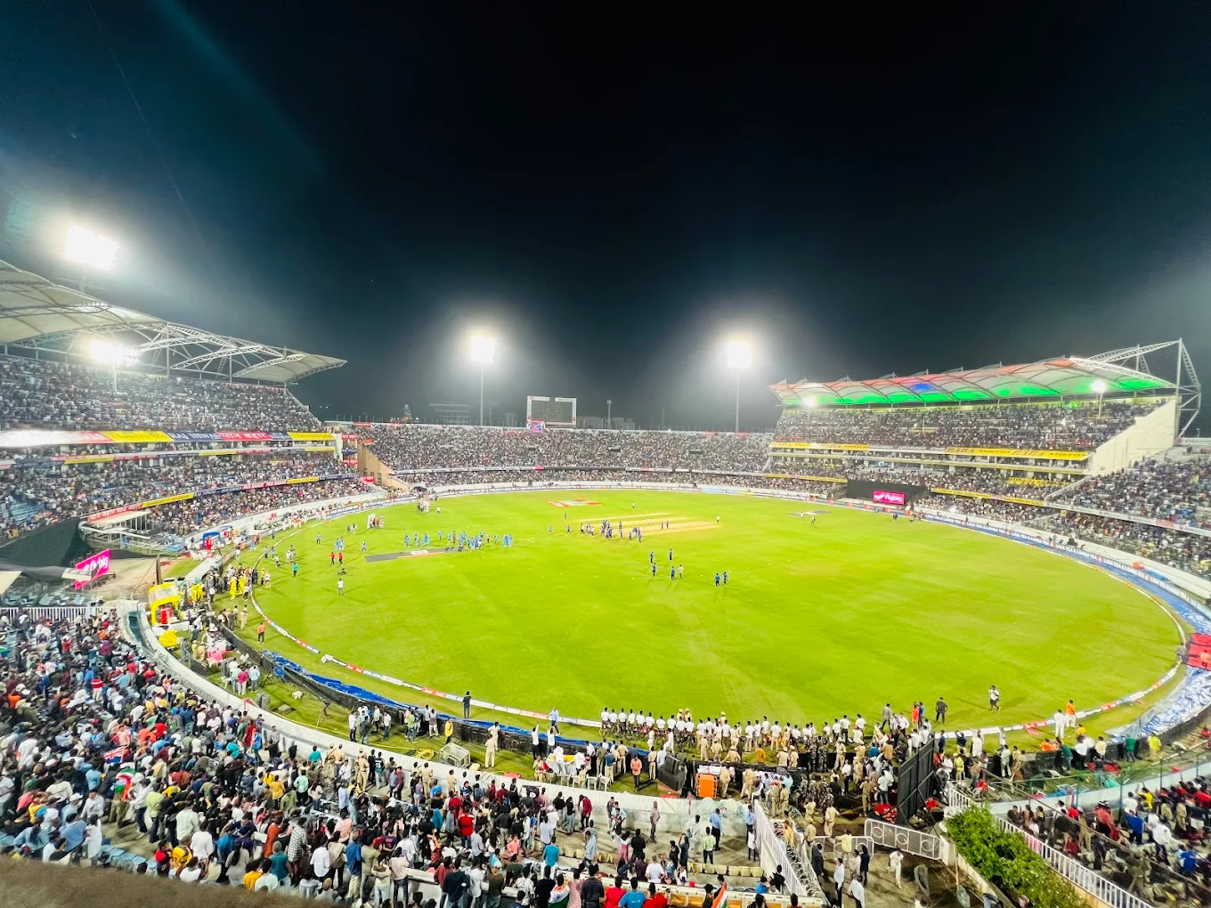 Rajiv Gandhi International Cricket Stadium thumb 4