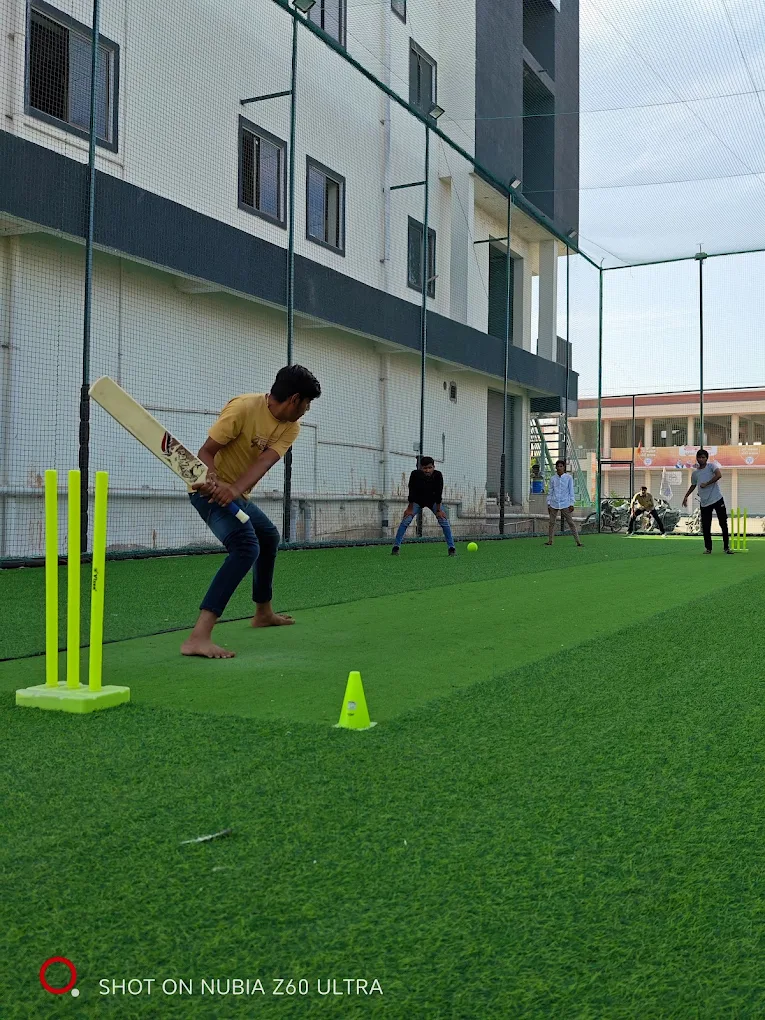 7 star box cricket thumb 3