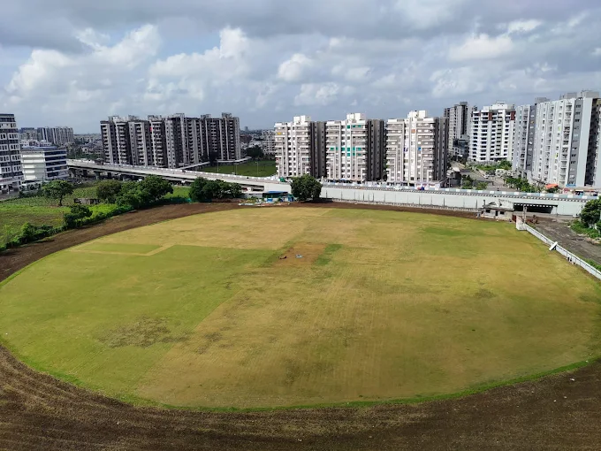Happy Cricket Ground thumb 3