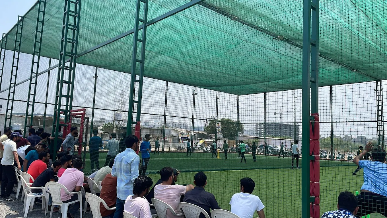 Infinity Box Cricket thumb 2