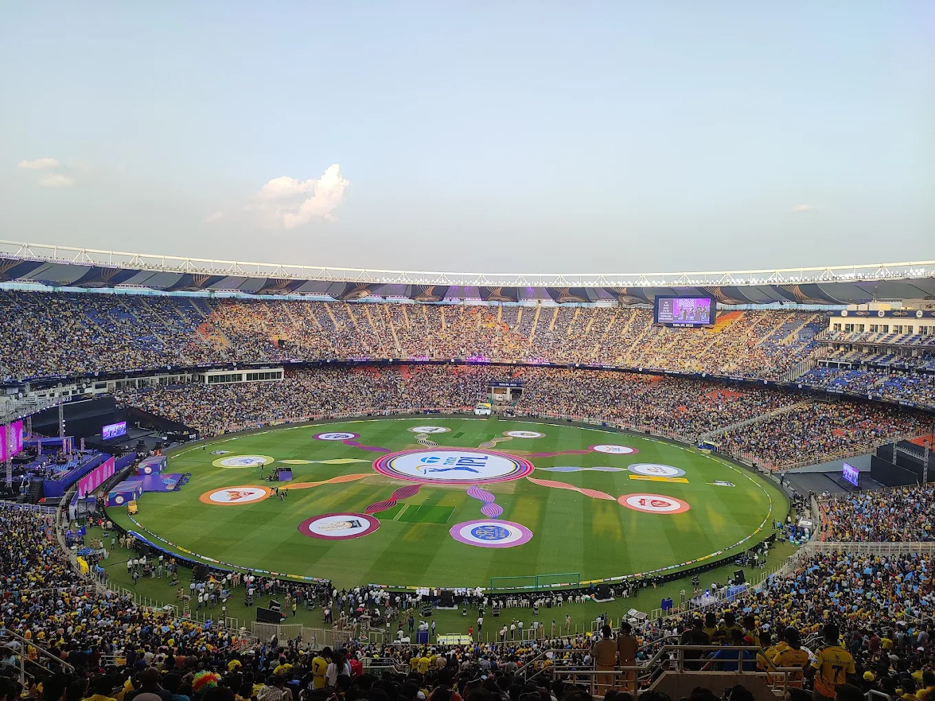 Narendra Modi Stadium thumb 4