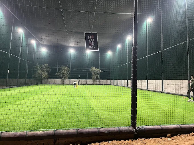 Power 18 Box Cricket