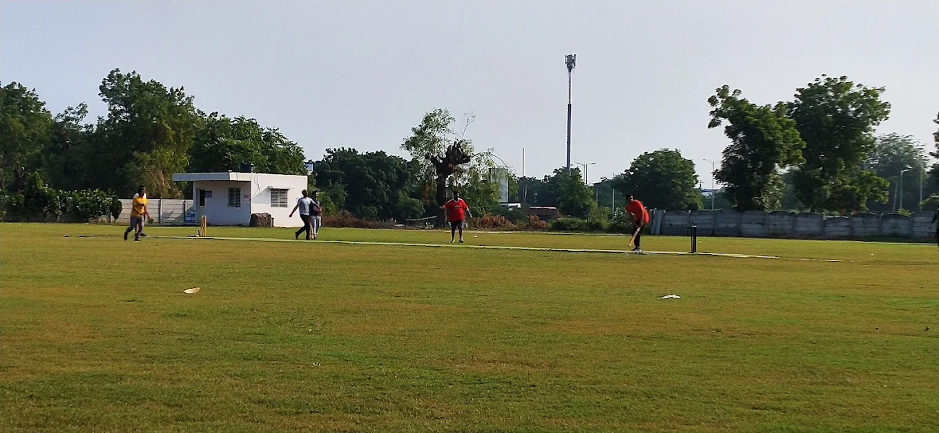 V9 Cricket Ground science City thumb 1