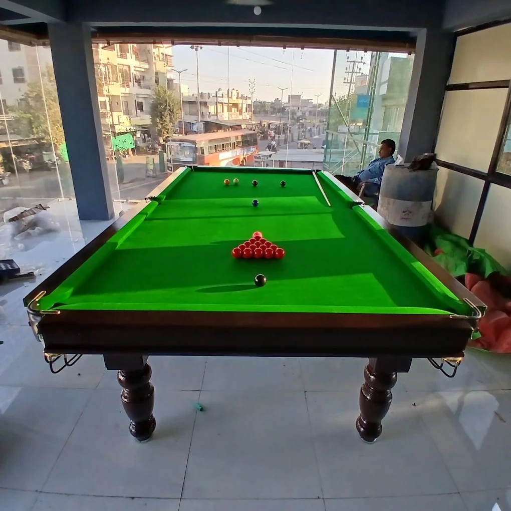 aadesh cricket box and snooker photo 3