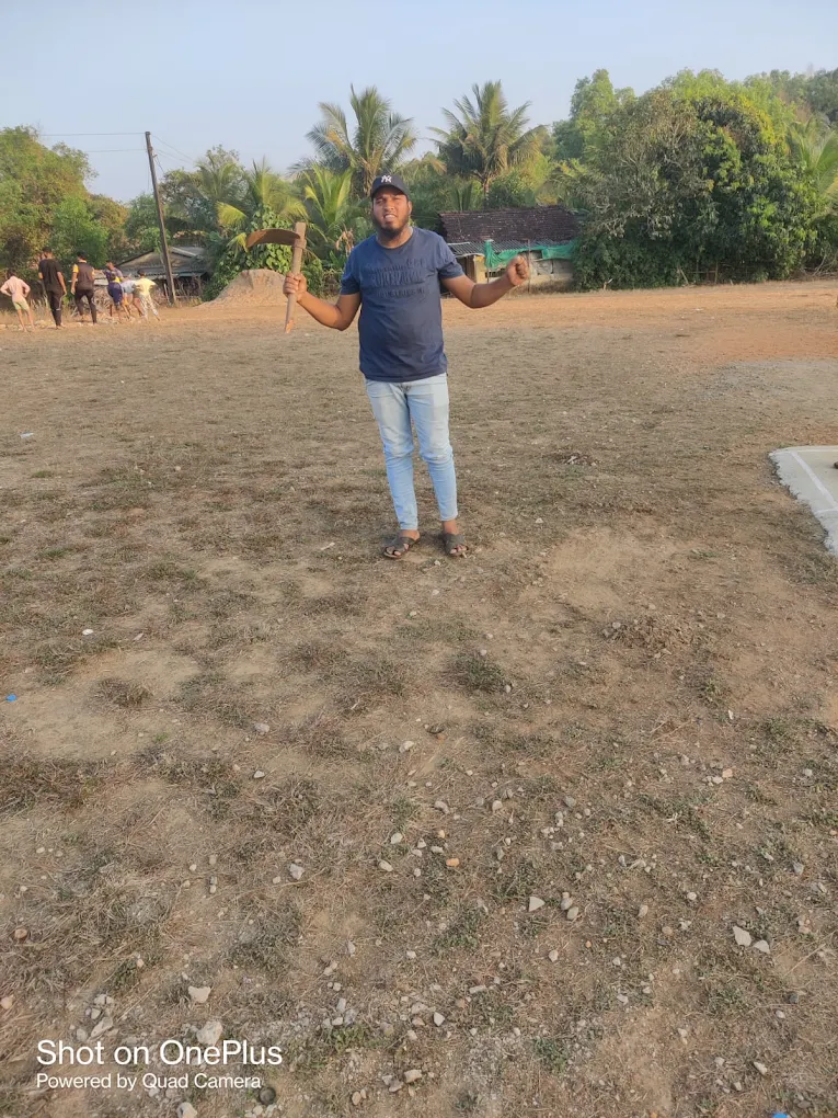 ABBAS & GAFFAR MUJAWAR'S FARM