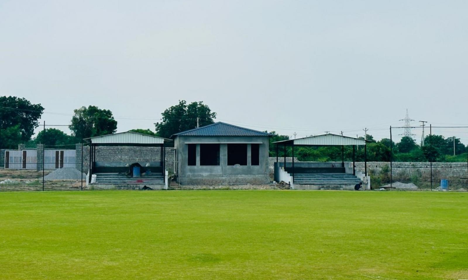 Warriors Field cricket Ground thumb 2