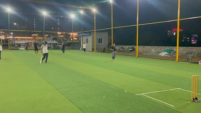 Friends Turf thumb 2