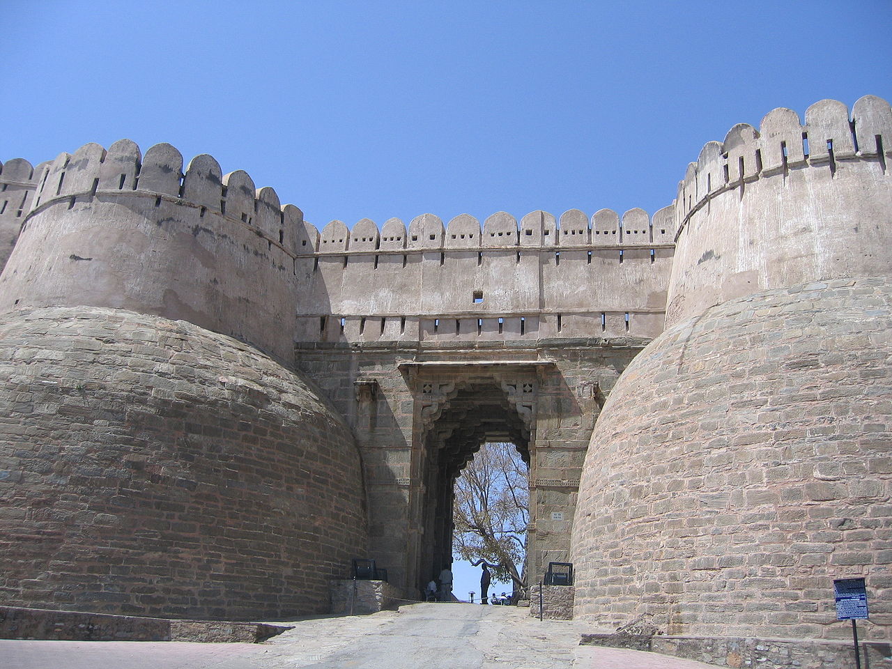 Kumbhalgarh Fort thumb 2
