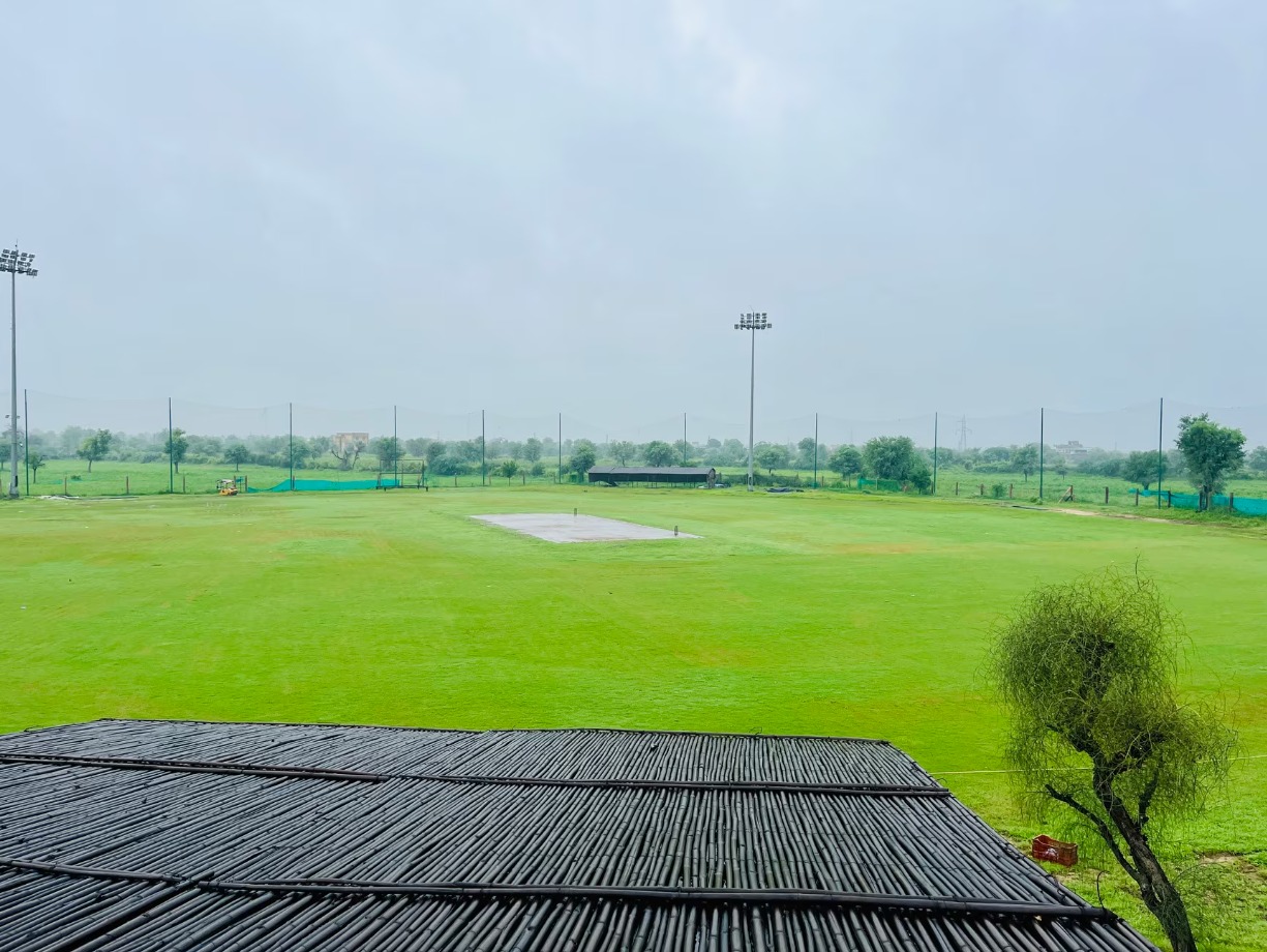 SPARTANS CRICKET GROUND & ACADEMY (DPS CIRCLE BRANCH) thumb 2