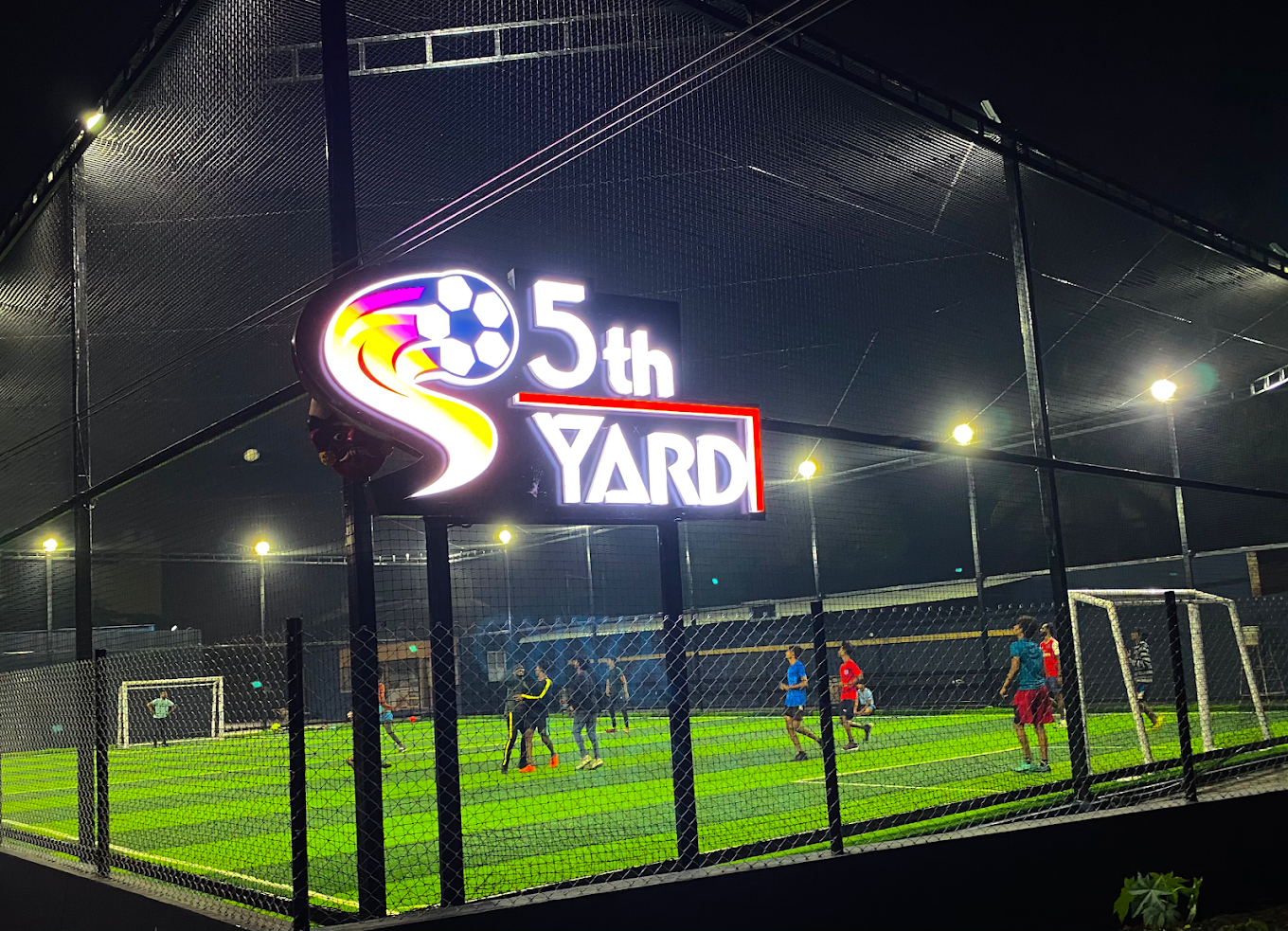 5th yard - Football turf photo 2