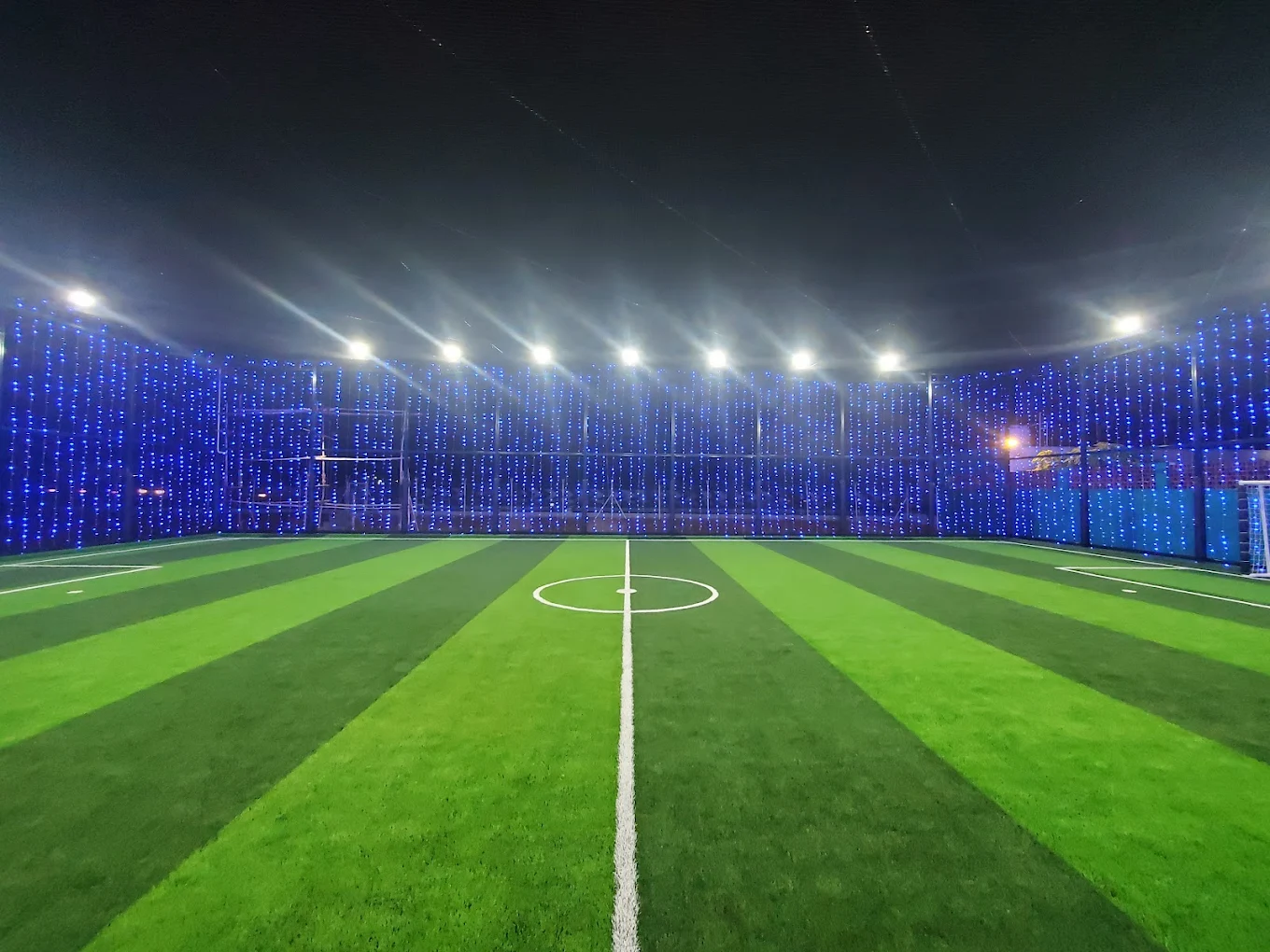 SR ARENA Sports Complex thumb 2