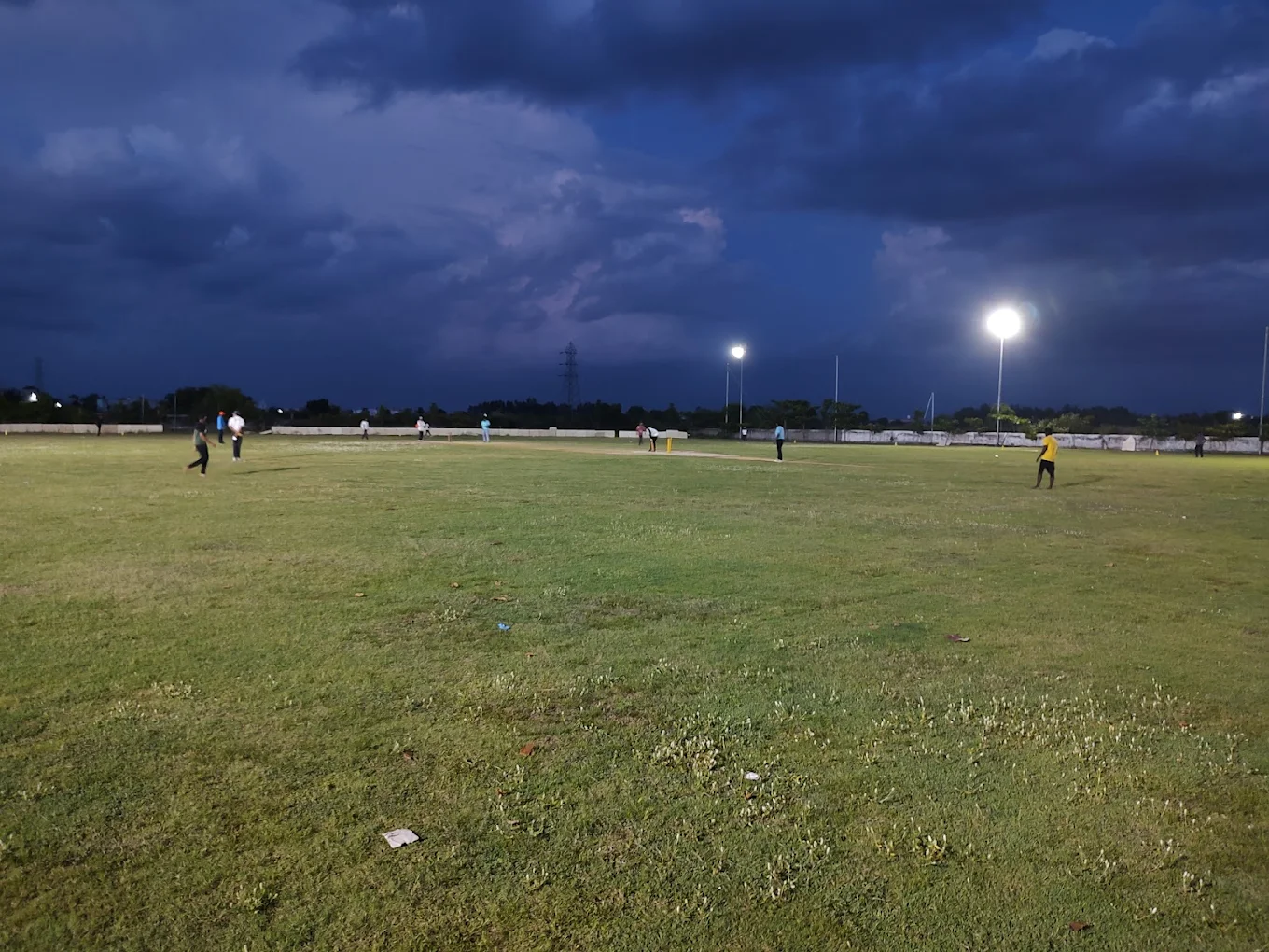 Udaiyar Cricket Ground thumb 3
