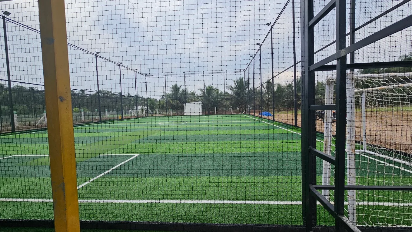 A Square Play Arena photo 3