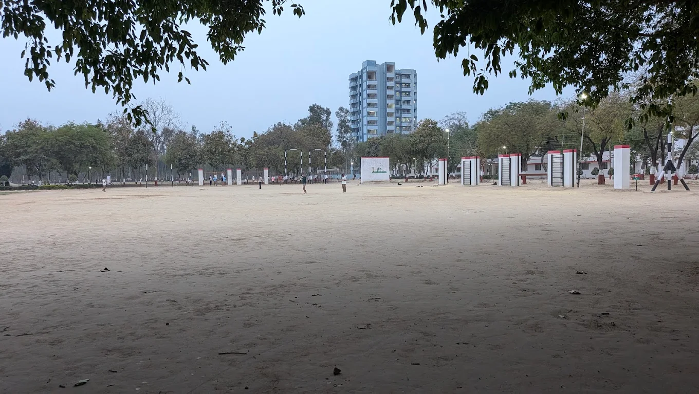 44 BN CRICKET GROUND photo 3