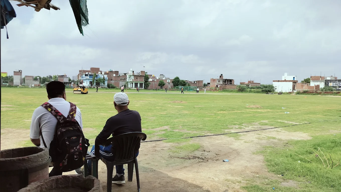 Earth Cricket Ground thumb 2