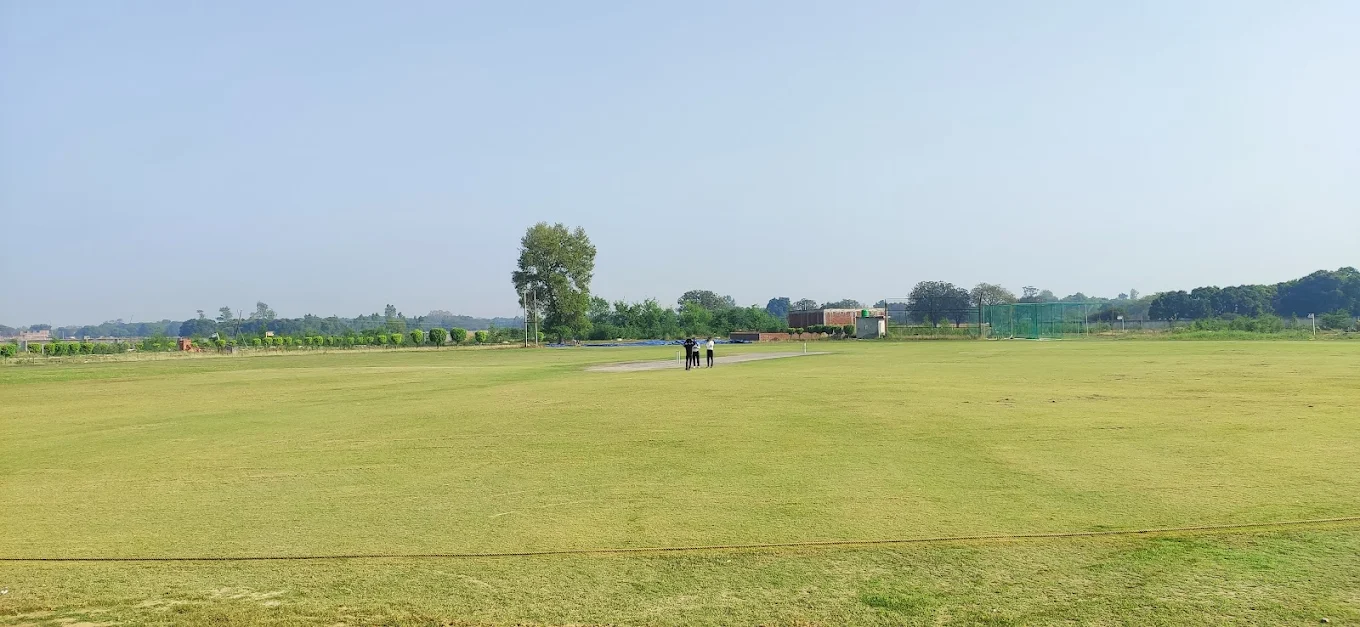 NDBG Cricket Ground thumb 3