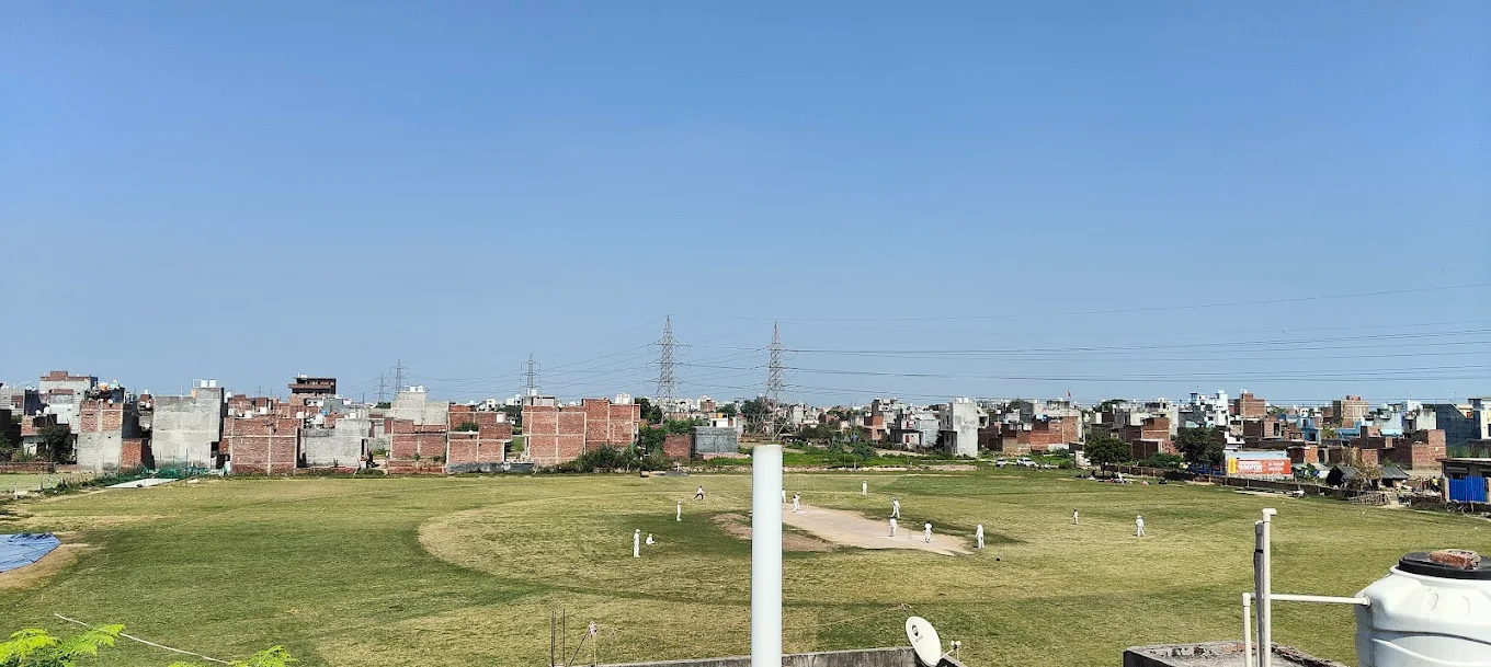 A cricket Ground Loni photo 2