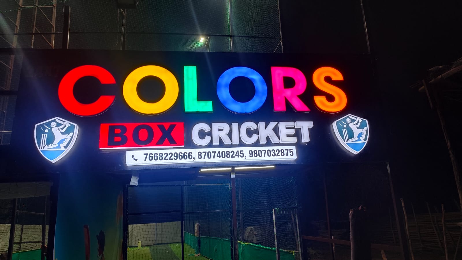 Colors Box Cricket thumb 1